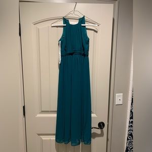 David’s Bridal girls sz 8 emerald green bridesmaid dress